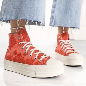 NWT Converse Ctas Lift Hi Women’s Shoes